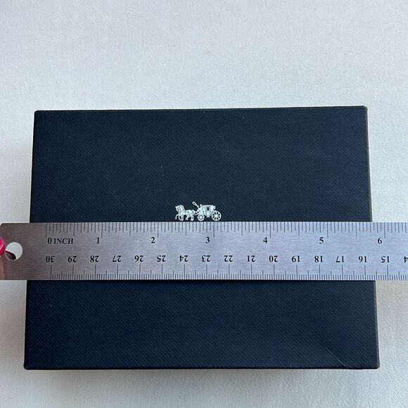 Coach Wallet Size Gift Box and Ribbon - Picture 10 of 13